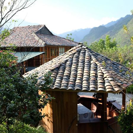 Tom'S Du Gia Homestay Làng Cac Exterior photo