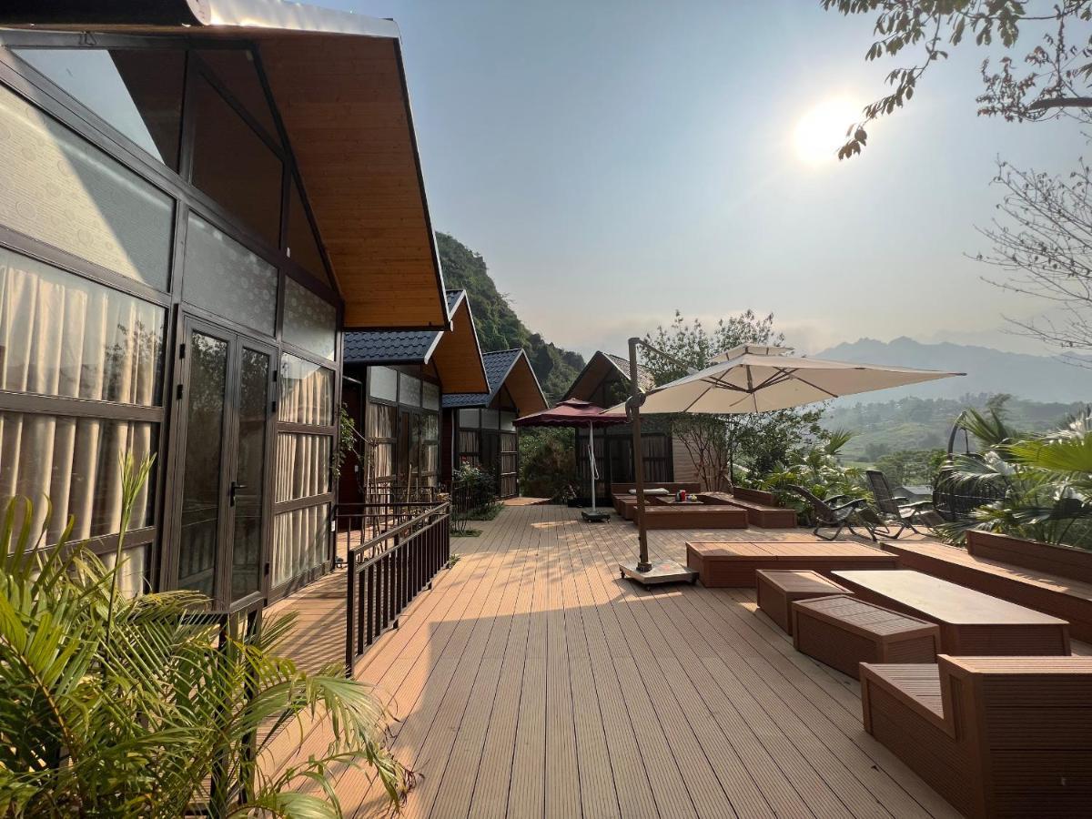 Tom'S Du Gia Homestay Làng Cac Exterior photo