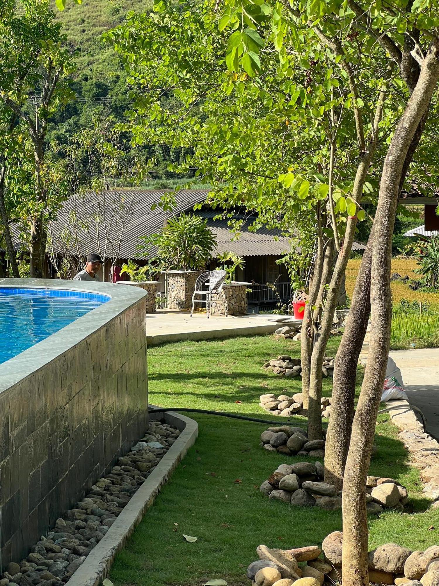Tom'S Du Gia Homestay Làng Cac Exterior photo